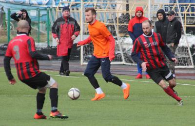Завершился первый этап областного футбольного турнира памяти Олега Антошкина